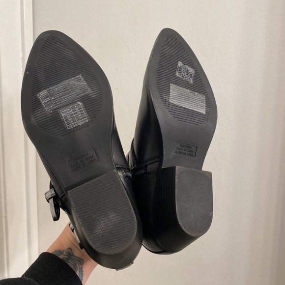 !! SOLD !! Forever 21 Buckle Biker Ankle Booties - Picture 5 of 5